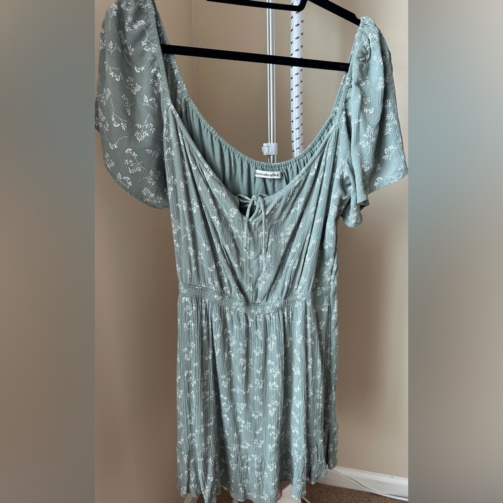 Abercrombie Green Floral Dress